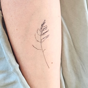 tatouages ​​​​à la main de Frank Iero