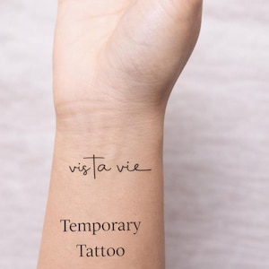 Temporäres Tattoo „Lebe dein Leben“ – Minimalistische Schreibschrift – Inspirierendes temporäres Tattoo – Vor dem Tätowieren testen – Geschenkidee