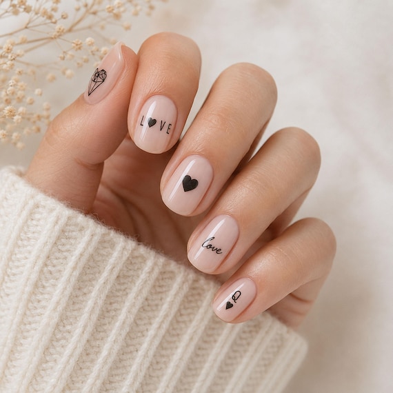 stickers nail art coeur - autocollants ongle love - nail art mot amour - nail art coeur