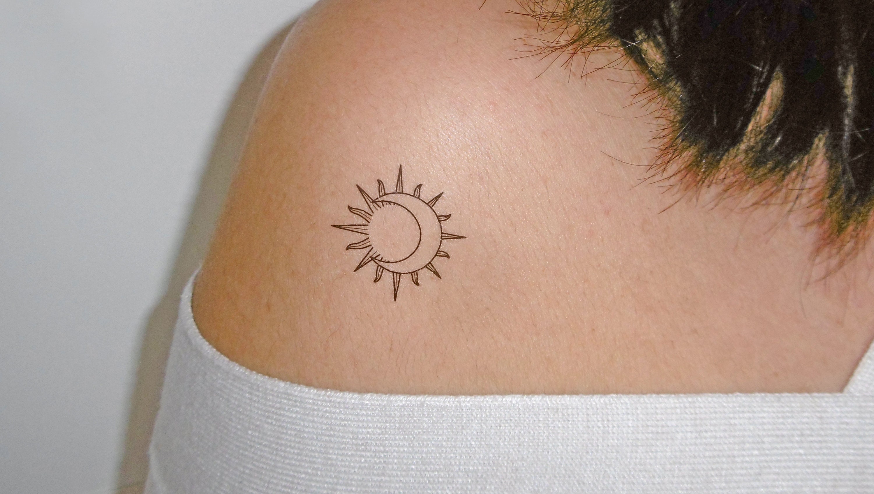 significado del tatuaje del sol y la luna