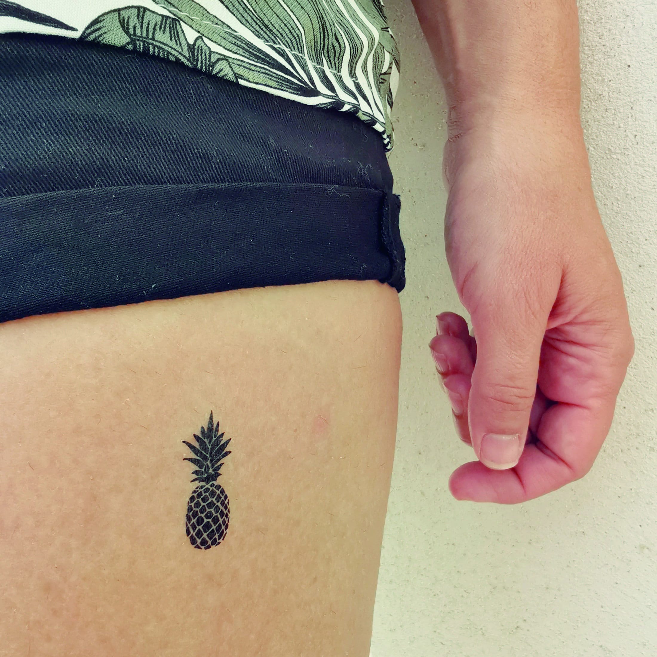 Black Little Pineapple Temporary Tattoo set of 4 - Etsy UK