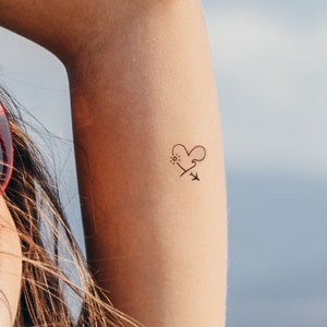 4 tatuajes temporales de viaje / 4 tatuajes temporales con corazón, ola, sol y avión