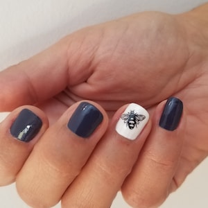 bee nail decals / bee waterslide nail decals