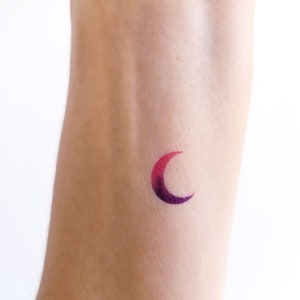 gradient crescent moon temporary tattoos (set of 6)