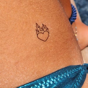 heart on fire temporary tattoos (set of 4), outline heart fake tatoo