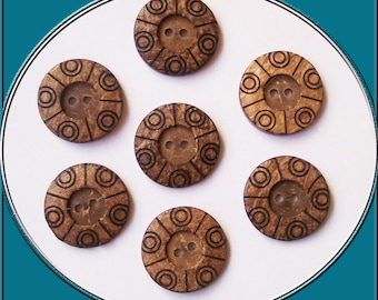 10 beautiful large wooden buttons with pattern coconut...
