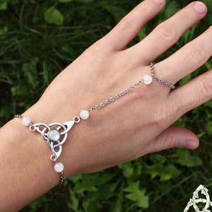 Celtic Peristerite Hand Bracelet, Silver Triquetra Knot, Elven Ring Jewelry, Medieval Wedding, Rainbow Moonstone Reflection, Magic