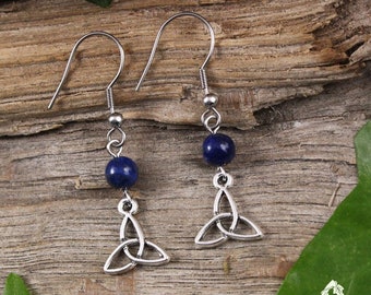 Boucles d'oreilles celtique Triquetra Lapis Lazuli, entrelacs noeud argenté bleu foncé, bijou médiéval féerique, elfique, magie païen wicca