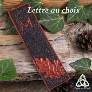 Marcapáginas de cuero hoja de roble, cuero repujado de árbol marrón natural, accesorio mágico de libro medieval para hombre y mujer, letra, inicial