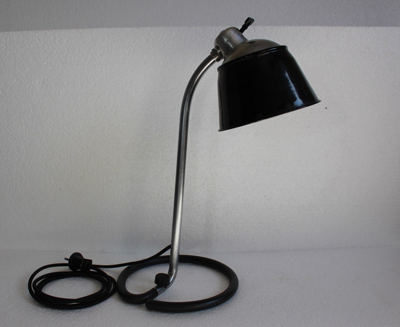 kandem bedside lamp