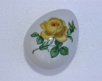 Vintage Wallendorf Porcelain Egg / Wallendorf Handmalerei Meissner Schule