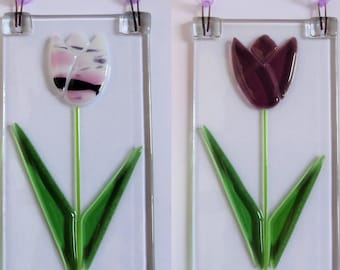 Fused glass flower suncatcher. Pink fused glass tulip suncatcher. Purple tulip glass flower hanging. Floral art. Stained glass flower.