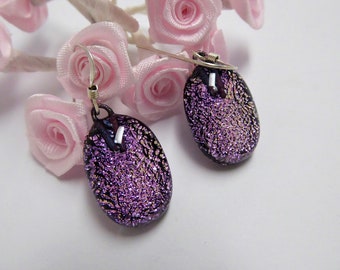 Pale pink fused glass earrings. Dichroic glass earrings with a pale pink crinkle pattern. Pale pink glass drop earrings.