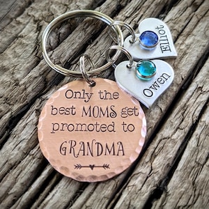 Personalized hand stamped grandma keychain. Customizable with the number of tags and birthstones. Makes a great mother&#39;s day gift.