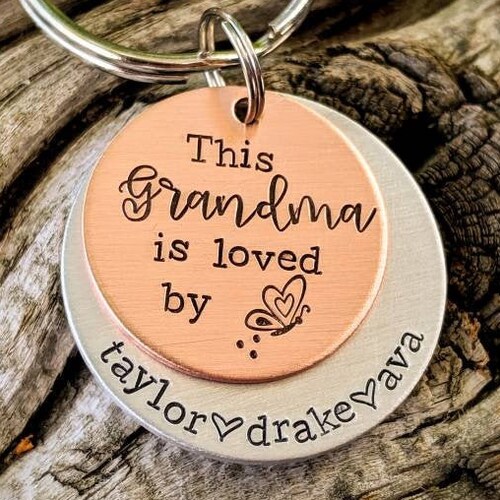 Personalized Mom Keychain. Grandma Gift. Gift for Grandmother. Etsy