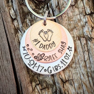 Personalized hand stamped new baby keychain. First fathers day gift. New daddy gift. Number 1 daddy. New father keychain. Gift for husband image 1