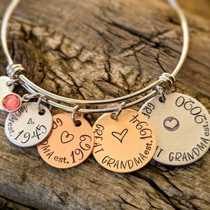 Personalized great great grandma bracelet. Gift for grandmother. Mothers day gifts for grandma. Nana bracelet. Pregnancy announcement gift image 4
