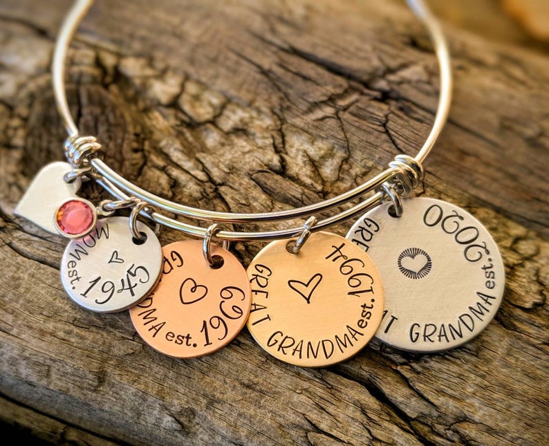 Personalized great great grandma bracelet. Gift for grandmother. Mothers day gifts for grandma. Nana bracelet. Pregnancy announcement gift image 4