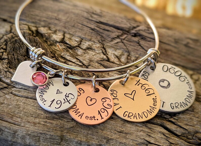 Personalized great great grandma bracelet. Gift for grandmother. Mothers day gifts for grandma. Nana bracelet. Pregnancy announcement gift image 7