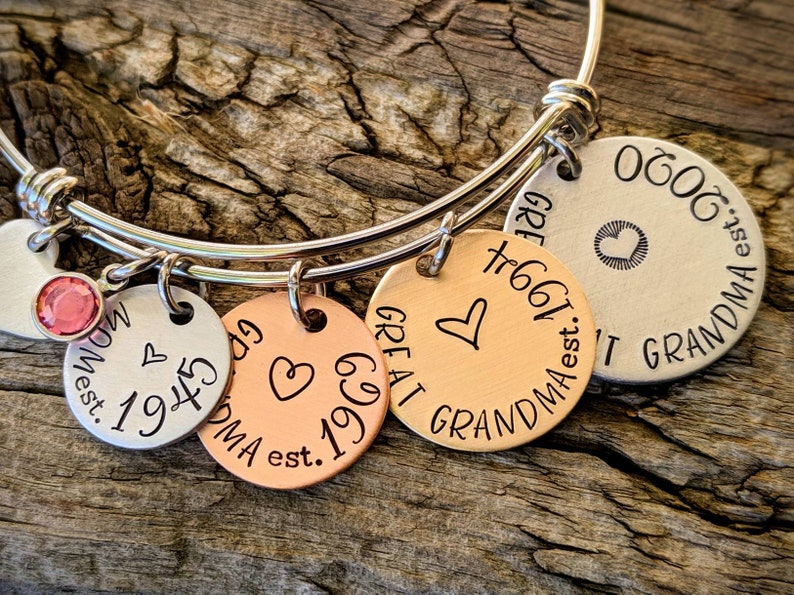 Personalized great great grandma bracelet. Gift for grandmother. Mothers day gifts for grandma. Nana bracelet. Pregnancy announcement gift image 6