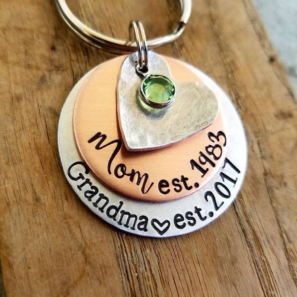 Personalized hand stamped keychain. Pregnancy announcement. New grandma gift. First mothers day gift. New grandmother. Mothers day necklace