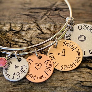 Personalized great great grandma bracelet. Gift for grandmother. Mothers day gifts for grandma. Nana bracelet. Pregnancy announcement gift image 8