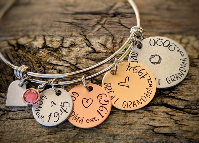 Personalized great great grandma bracelet. Gift for grandmother. Mothers day gifts for grandma. Nana bracelet. Pregnancy announcement gift image 8