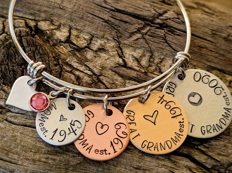 Personalized great great grandma bracelet. Gift for grandmother. Mothers day gifts for grandma. Nana bracelet. Pregnancy announcement gift image 10