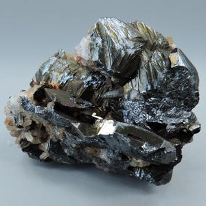 Hematite and quartz from Morocco – miniature