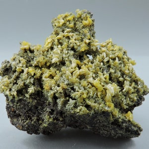 ミメタイト　鉱物標本 ミメタイト鉱物標本 ~55 mm | MMM014 - Etsy 日本