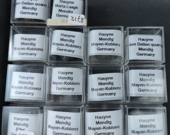 Micromontajes de Hauyne de Alemania