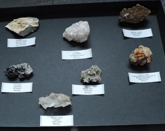 Mineral collection box from all over the world - 7 pieces