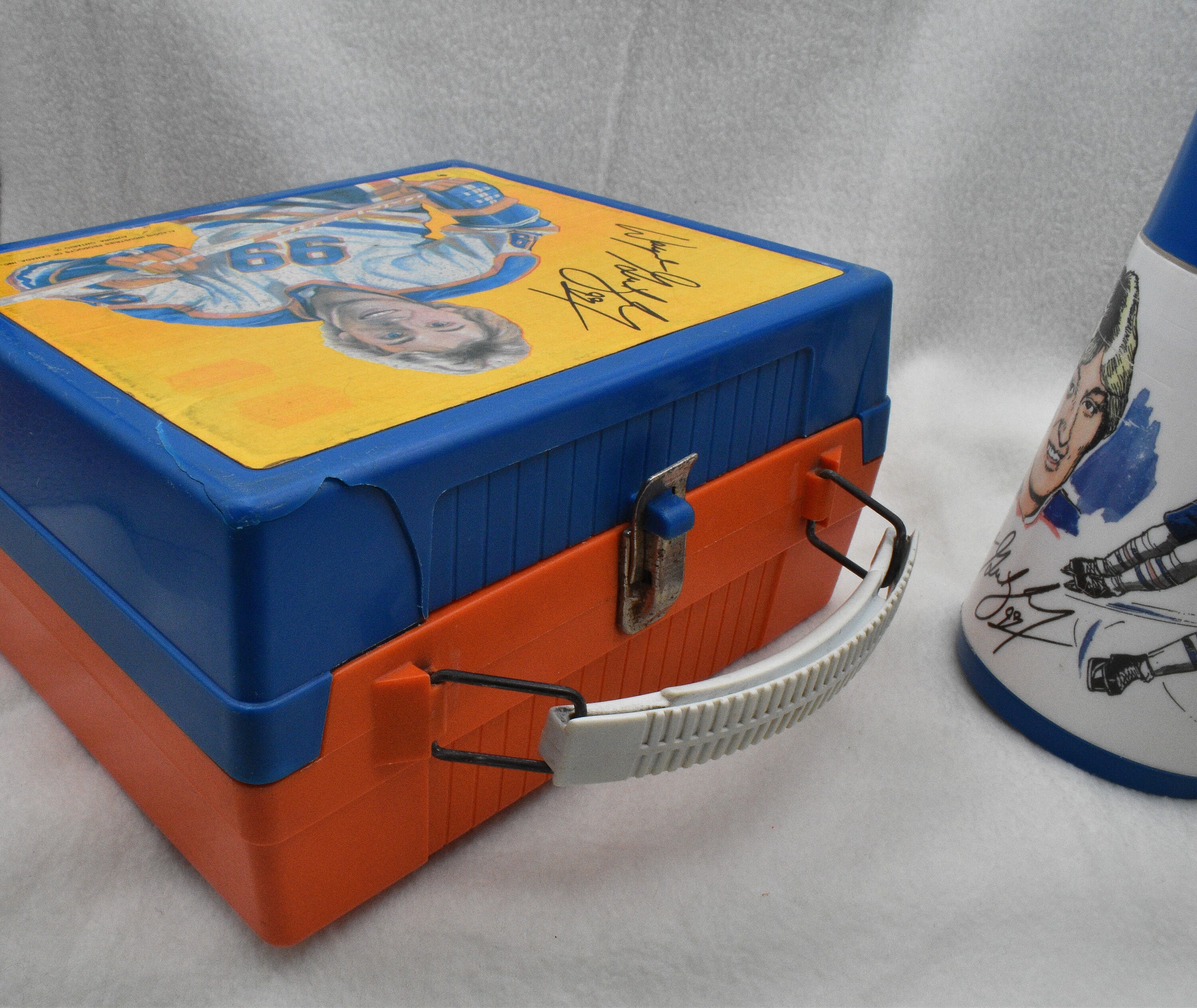 Vintage Wayne Gretzky Lunch Box with Thermos