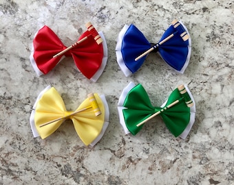 Heathers bow, Heather Chandler, Heather McNamara, Heather Duke and Veronica Sawyer bow
