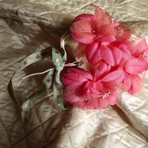 1970s millinery corsage - millinery flowers - vintage flowers - trim - vintage millinery- antique millinery - millinery supplies -