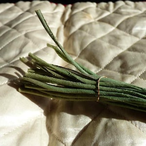 Vintage millinery stems for handmade flowers - vintage fabric stems - handmade flowers supplies- vintage trims - stems for making flowers