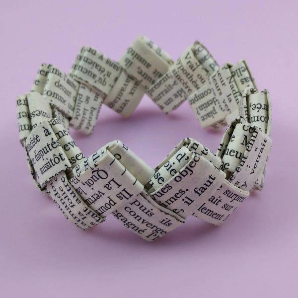 BRACELET PAPIER RECYCLÉ / livre récup papier plié / bijoux origami upcycle / eco cadeau zero waste / amoureux de livres rat de bibliothèque