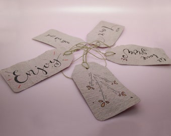 PLANTABLE PAPER gift tags / recycled paper with wildflower seeds / handmade seeded paper / plant me / eco friendly zero waste gift labels