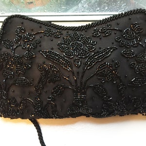 Black Beaded Evening Purse -- Vintage Like New