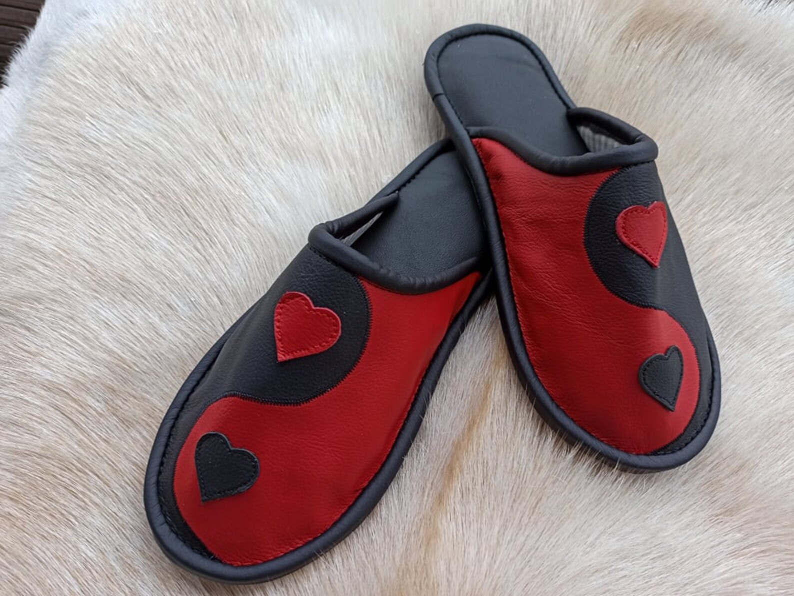 yin yang slippers