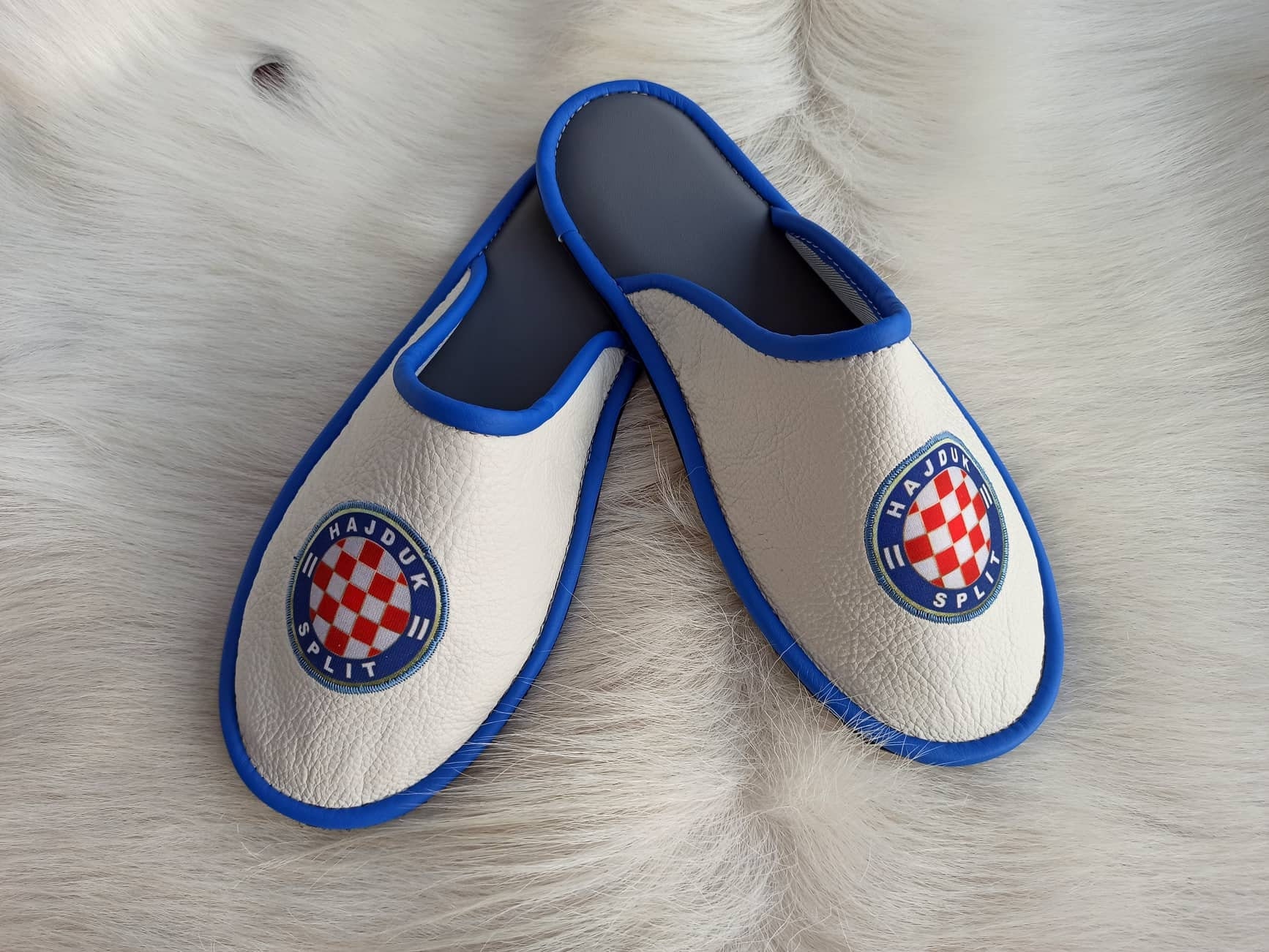 Hajduk Split Logo Low Top Shoes - Shop trending fashion in USA and EU