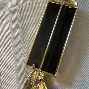 Art deco pin, fashion, piece, lady, with a mirror, roaring 20s image 3