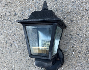 Outdoor entrance light, 1990, weathered, outdoor quality, traditional sconce design, indoor or outdoor light, well made