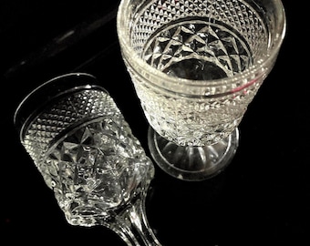 Verres à liqueur vintage : verres à pied américains en verre pressé, Set de 2