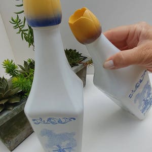 Pair of Dutch vintage cordial bottle D-126 , White and blue delft bottle, windmill and sailboat, painted glass, Holland, vase, vintage bar