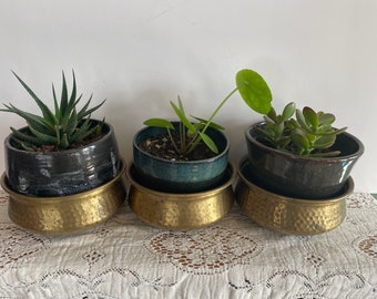 Trio of Hammered Vintage Brass Bowls (3)