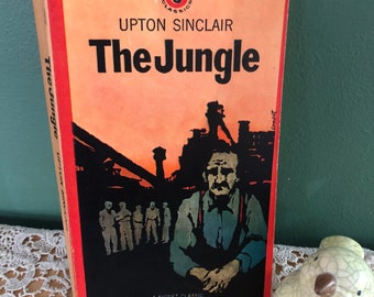 The Jungle by Upton Sinclair vintage paperback 1962