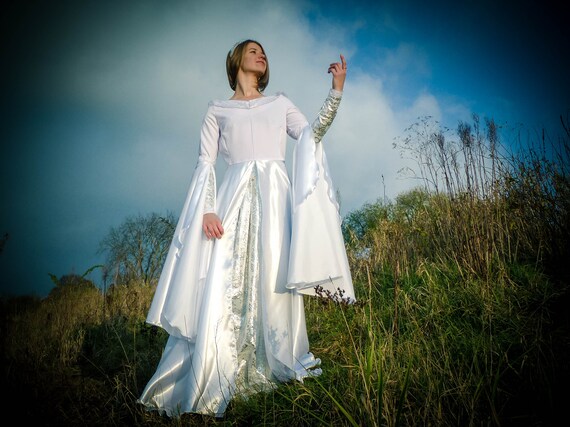 robe elfique blanche