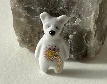 White porcelain pin bear miniature brooch decorated with 22k gold