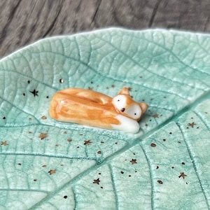 Porcelain boho incense palo santo smudging bowl plate with miniature fox on walnut tree leaf